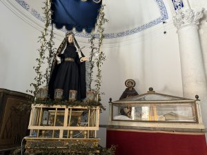 Black Madonna300