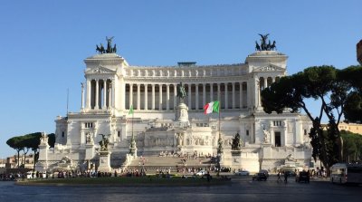 monument to vittorio emanuelle400SM