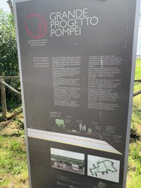 sign200
