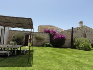 winerytable300
